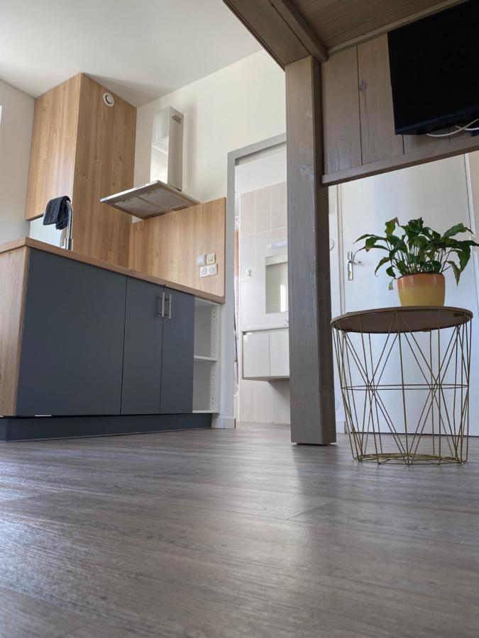 Studio Cocoon Амбоаз Екстериор снимка